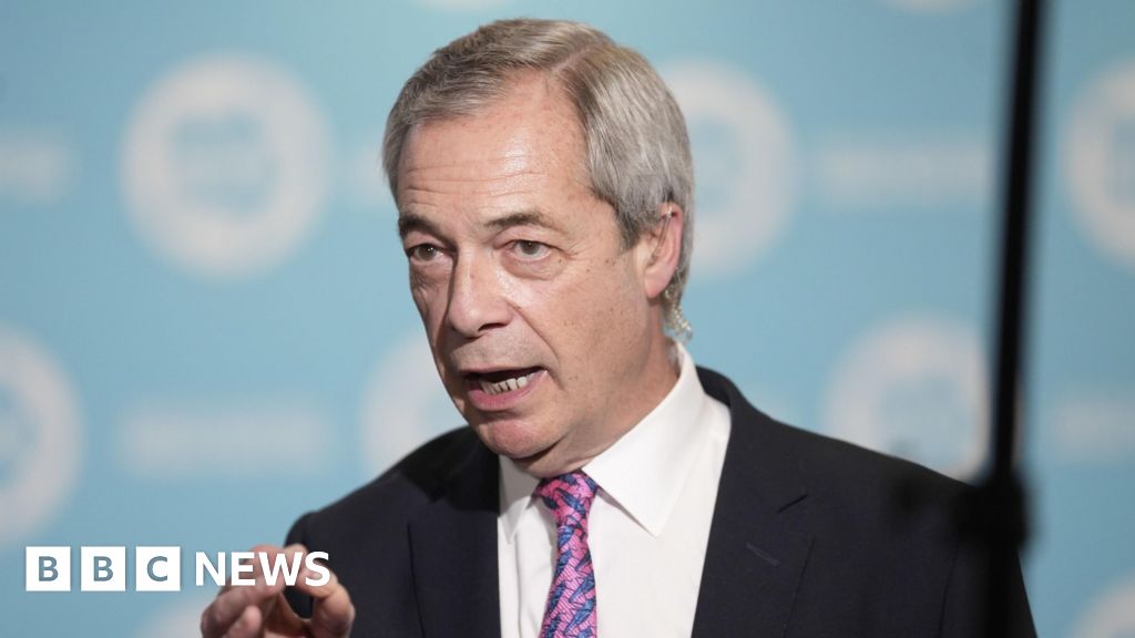 Leia mais sobre o artigo Nigel Farage atinge a crítica de liderança da Reform UK MP