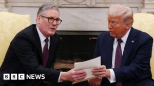 Leia mais sobre o artigo Keir Starmer descarta a chamada do SNP para Ax Donald Trump Visita