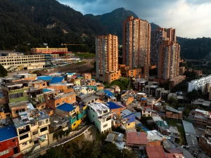 Leia mais sobre o artigo O mercado imobiliário colombiano mostra o avivamento, apesar da construção