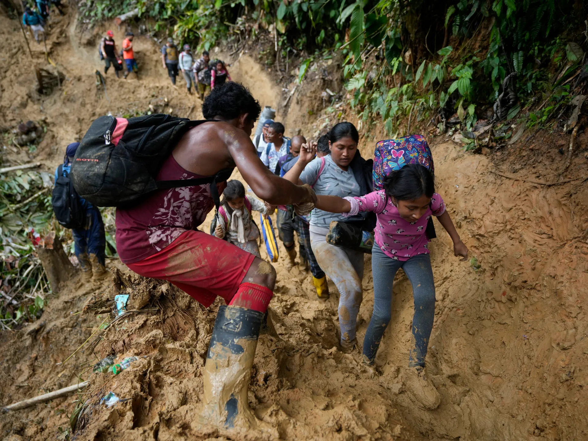 No momento, você está visualizando As políticas americanas cortam a migração através da Darién Gap em 96%