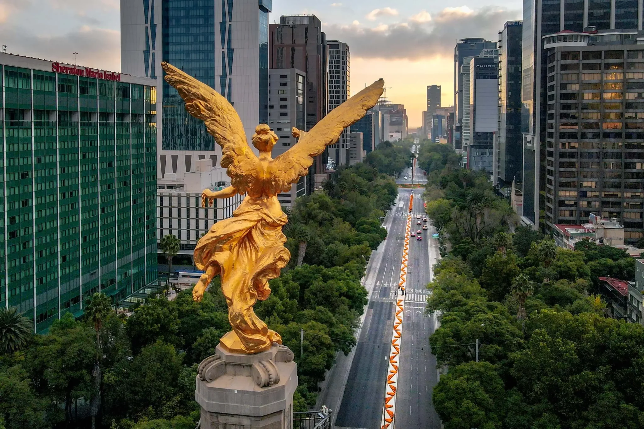 No momento, você está visualizando O setor de escritórios da Cidade do México enfrenta 40% de declínio de ocupação