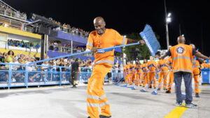 Leia mais sobre o artigo As muitas mãos atrás do carnaval do Rio de Janeiro