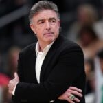 Grousbeck fala de aventais fiscais, venda, chisholm, arena, arena