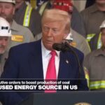 Trump assina ordens executivas para aumentar a indústria de carvão