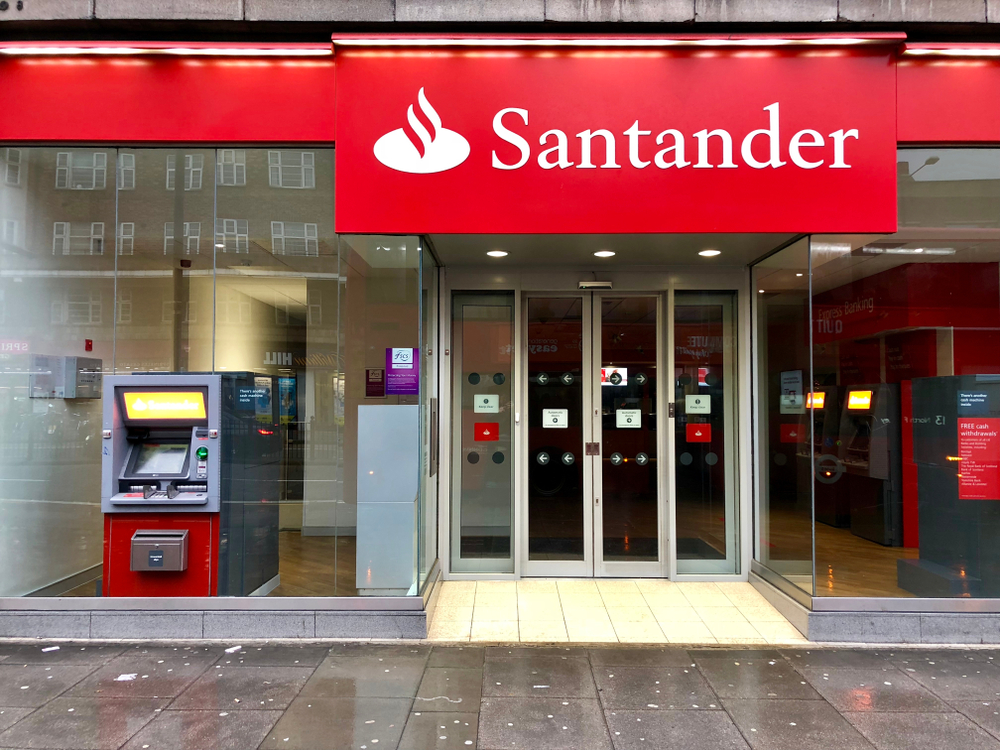 No momento, você está visualizando Santander Brasil publica um forte lucro do primeiro trimestre sublinha estratégica