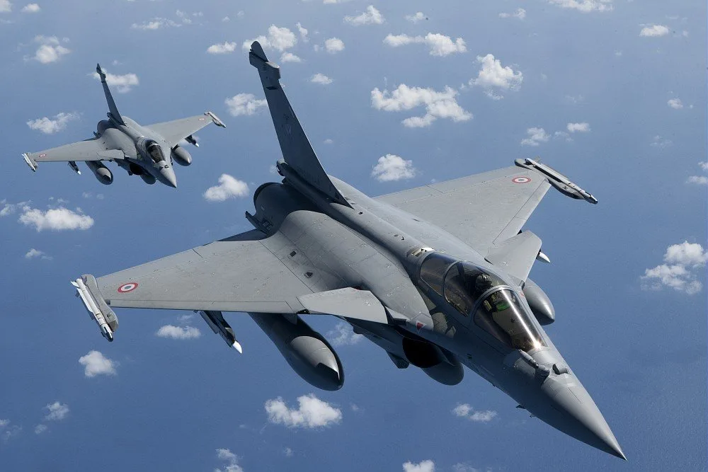 No momento, você está visualizando PERU EYES F-16 Compra em US $ 3,5 bilhões para modernizar o ar