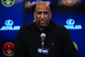 Leia mais sobre o artigo Mais recente de Stein, Fischer: Hawks Presidente Pesquisa, IISLO, Pesquisa de Treinamento do Suns, Doncic