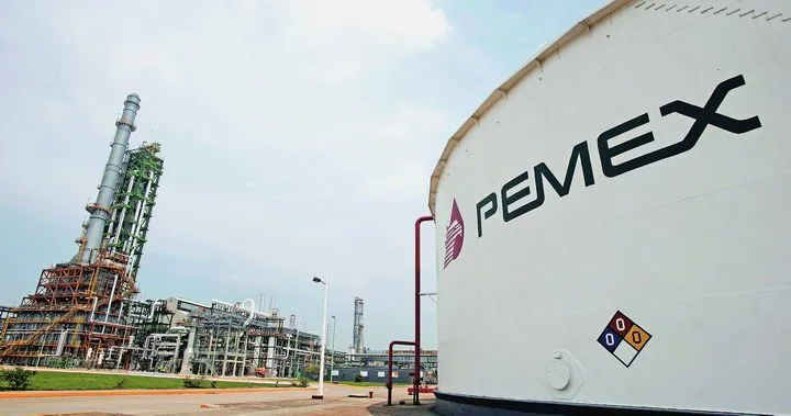 No momento, você está visualizando A perspectiva de petróleo 2025 da PEMEX fica aquém à medida que as perdas montam
